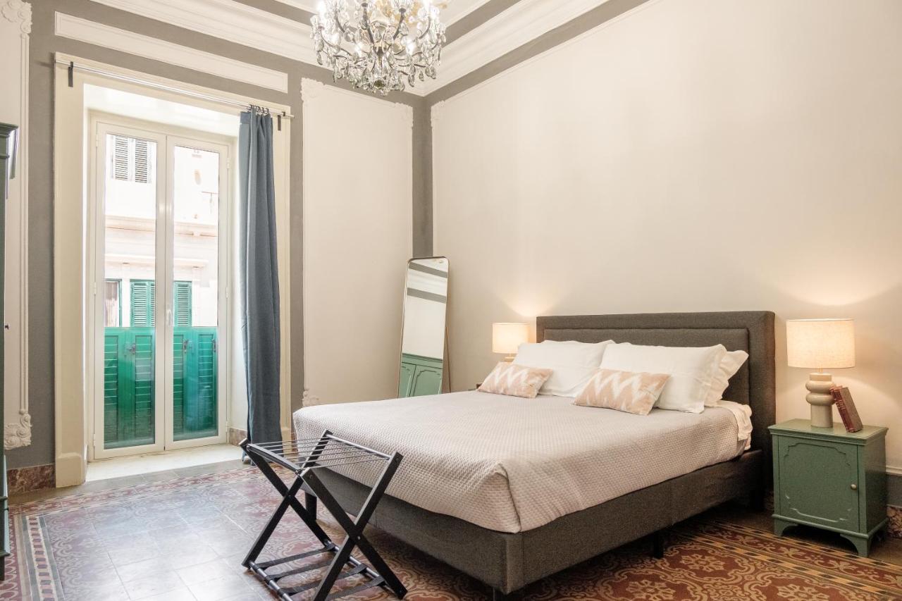 Borgo Antico Rooms Месина Екстериор снимка