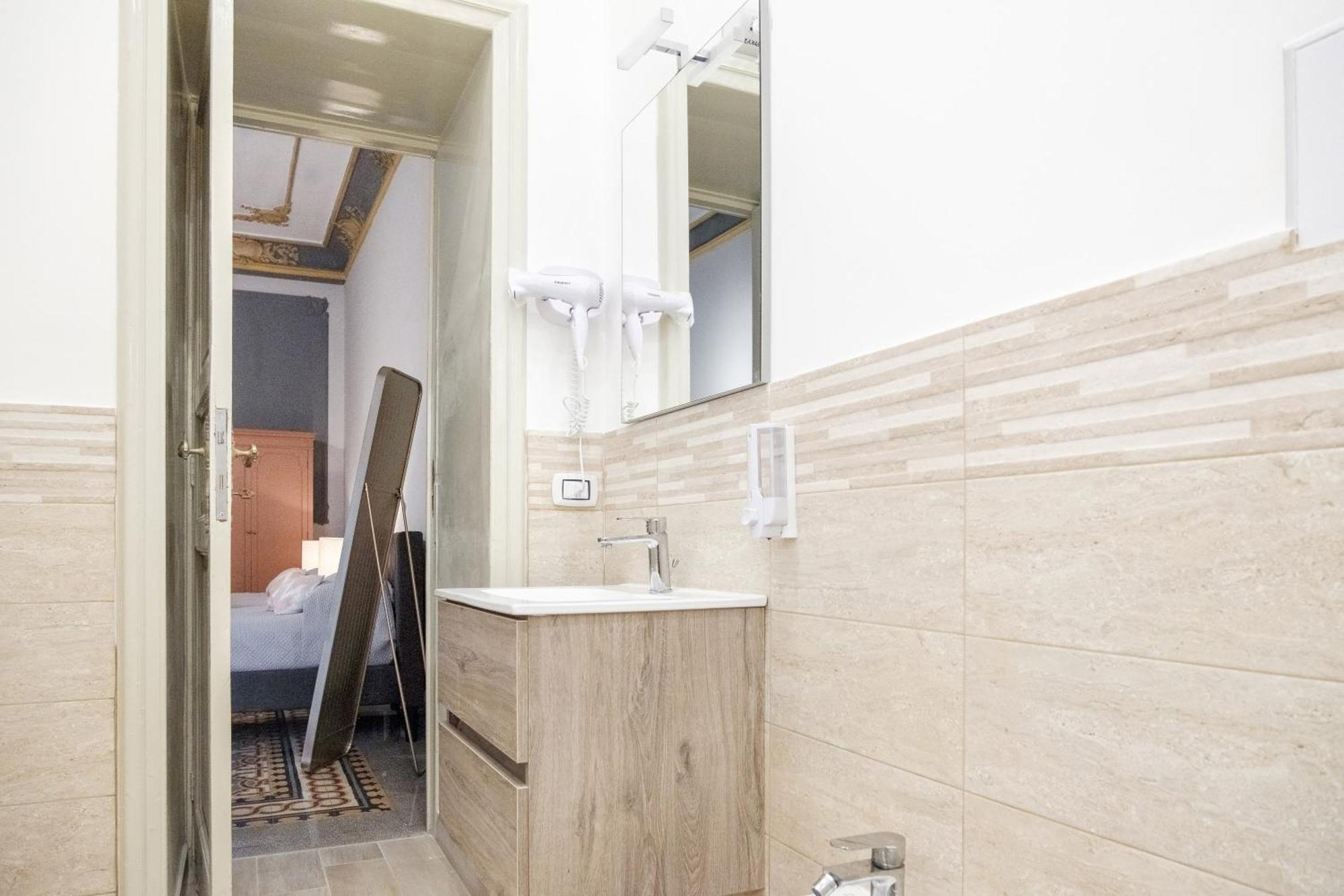 Borgo Antico Rooms Месина Екстериор снимка